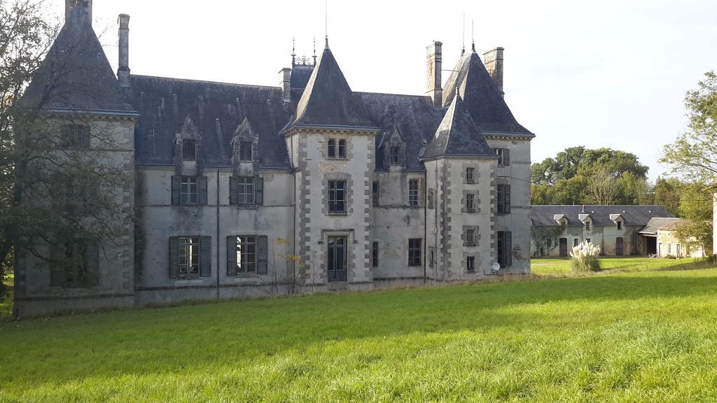 Chateau Pont Jarno B&B Champdeniers Eksteriør billede