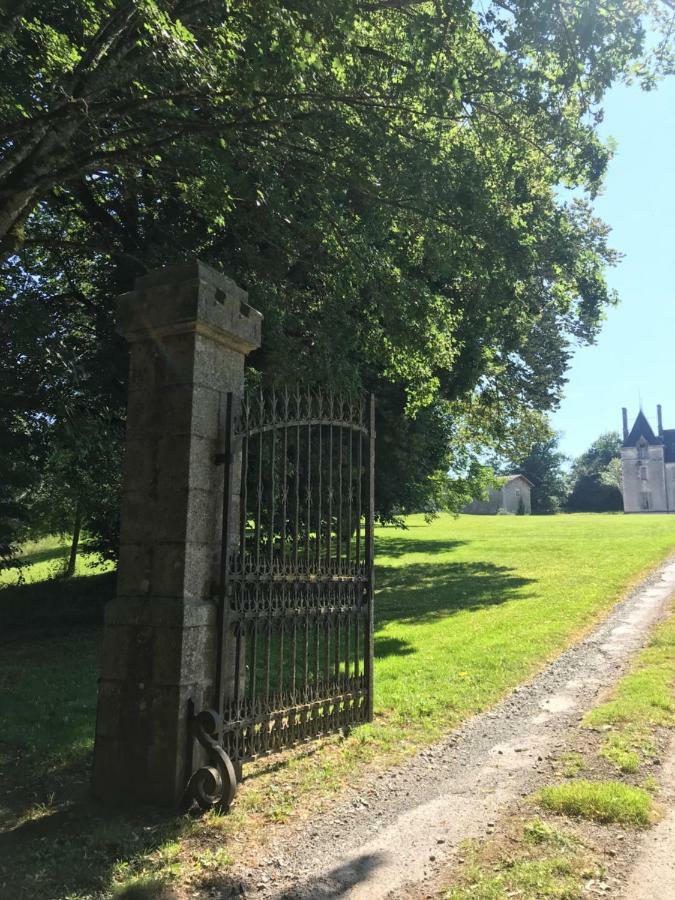 Chateau Pont Jarno B&B Champdeniers Eksteriør billede